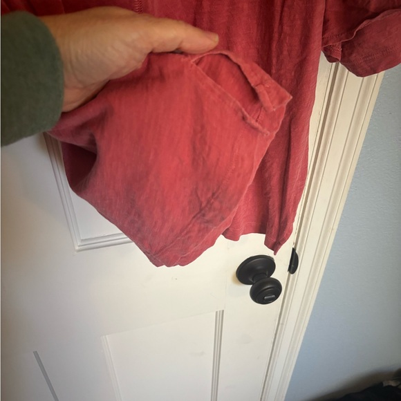 Gap large t shirt with ruffled sleeves - Picture 5 of 5